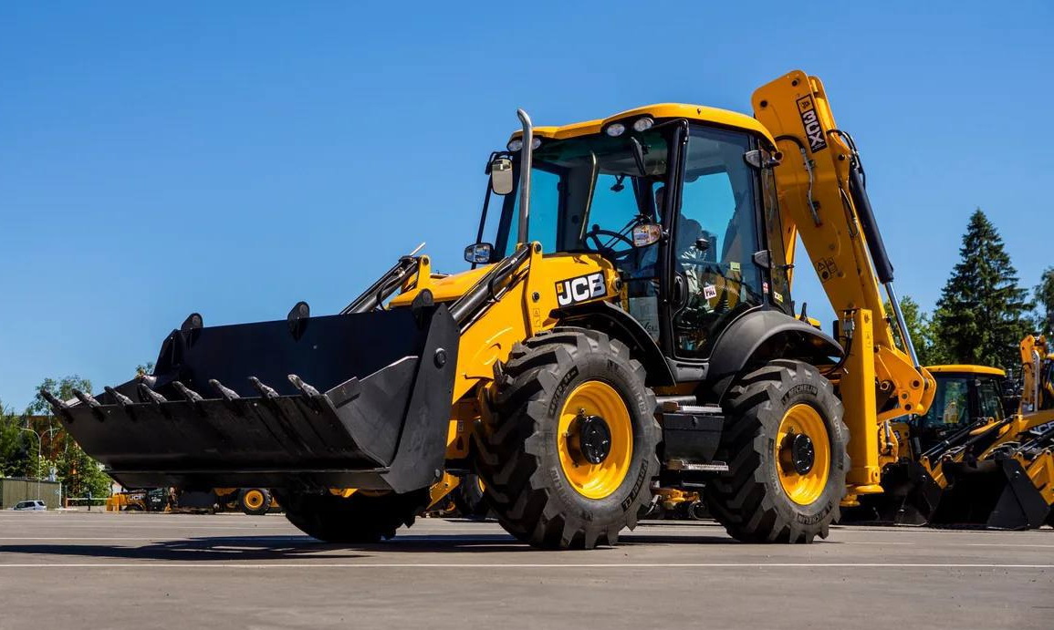 Полный технический разбор экскаватора-погрузчика JCB 3CX: конструкция, модификации и эксплуатационная эффективность