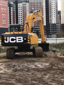 Гусеничные экскаваторы JCB  220, Санкт-Петербург