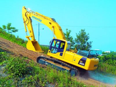 Гусеничные экскаваторы Komatsu  PC300-8M0, Санкт-Петербург