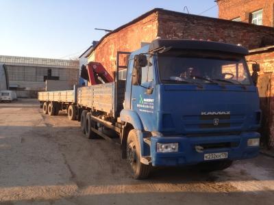 МАШИНА КАМАЗ-65117 С КРАНОМ-МАНИПУЛЯТИРОМ HMF-2430 И ПРИЦЕПОМ, Санкт-Петербург