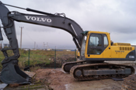 Гусеничные экскаваторы Volvo  EC240B LC, Санкт-Петербург