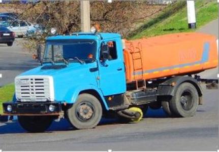 Поливомоечные машины ЗИЛ КО 713, Санкт-Петербург