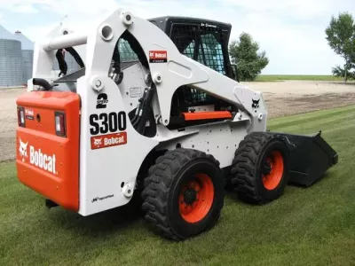 Колесные мини-погрузчики Bobcat S300, Екатеринбург