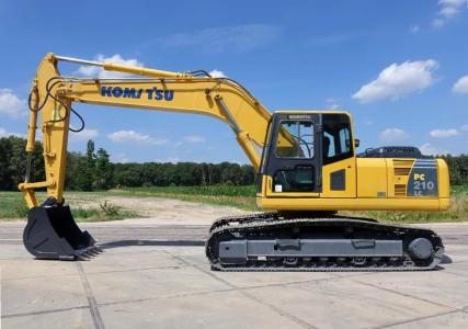 Гусеничные экскаваторы Komatsu PC210, Владивосток