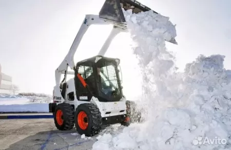 Колесные мини-погрузчики Bobcat S770, Тула