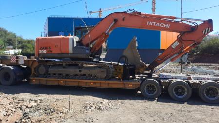 Гусеничные экскаваторы Hitachi ZAXIS 200LC, Владивосток