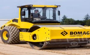 Аренда грунтового катка Bomag 216 - 17 тонн