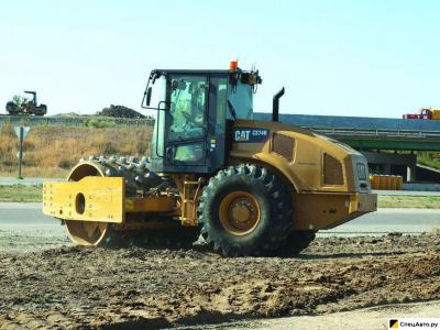 Грунтовые катки Caterpillar CS74, Москва