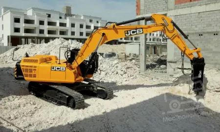 Аренда гусеничного экскаватора JCB JS 305 LC