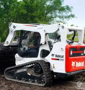 Колесные мини-погрузчики Bobcat T650, Москва