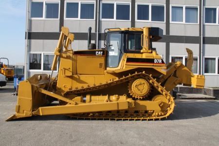 Гусеничные бульдозеры Caterpillar D7R2, Самара