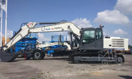 Аренда гусеничного экскаватора TEREX TX220NLC