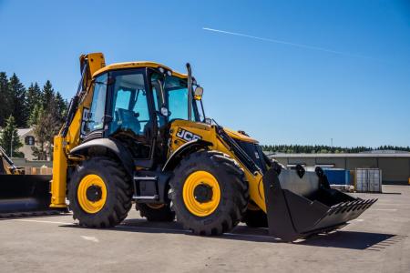 Экскаваторы-погрузчики JCB 4CX, Москва