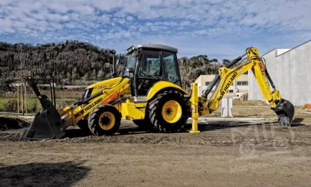 Аренда экскаватора-погрузчика New Holland B90B