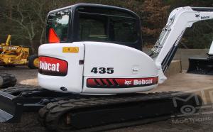 Аренда мини-экскаватора Bobcat 435 с гидромолотом