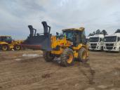 Экскаваторы-погрузчики BULL 4SX, Хабаровск