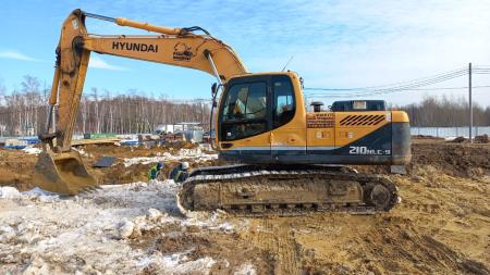 Гусеничные экскаваторы Hyundai R 210NLC-9S, г. Ступино