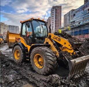 Экскаваторы-погрузчики JCB B300, г. Екатеринбург