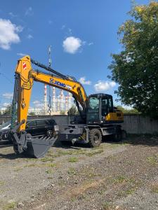 Колесные экскаваторы XCMG XE180WD