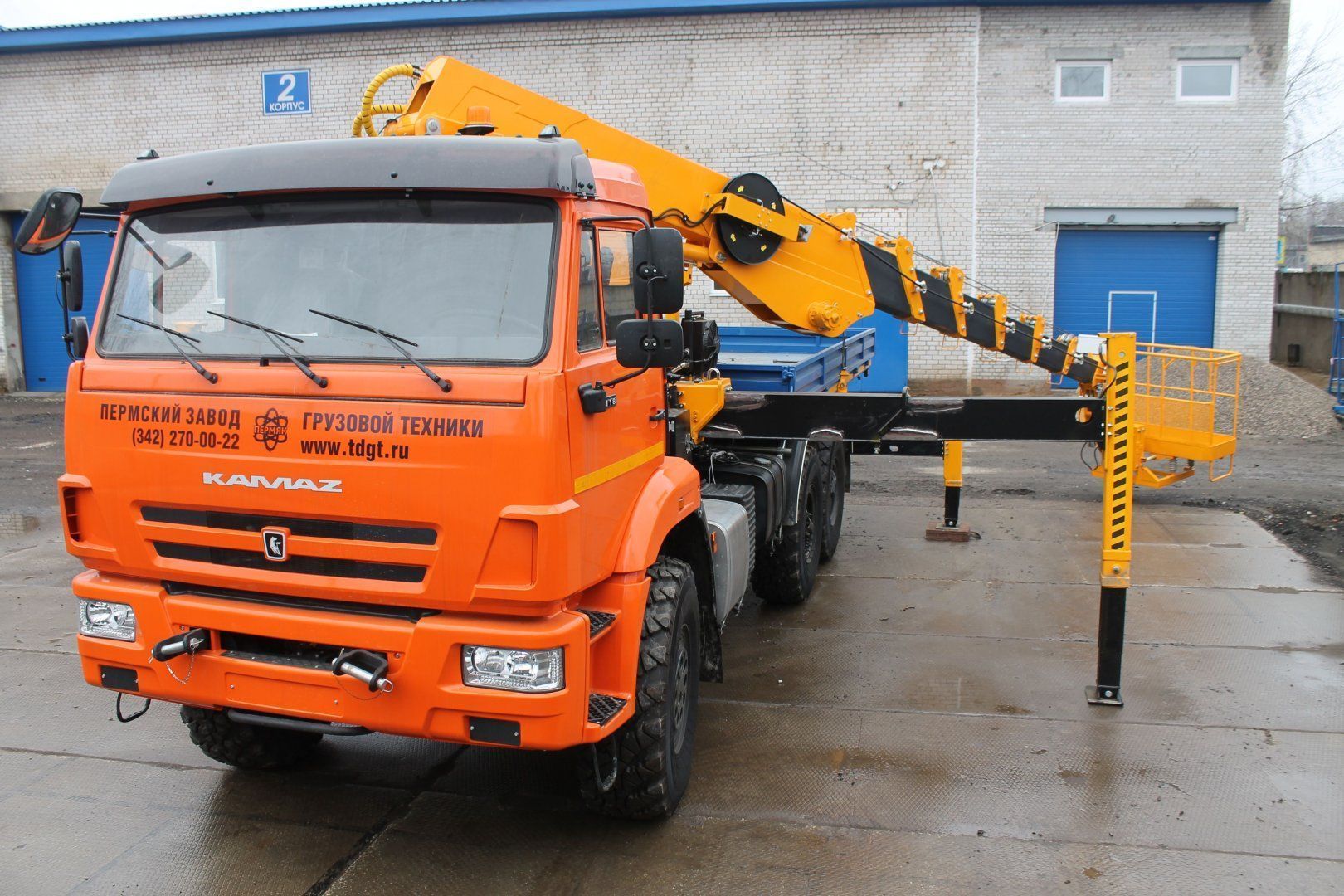 Автовышки Камаз 2784SE НА ШАССИ КАМАЗ-43118 (телескопический) — фото 1