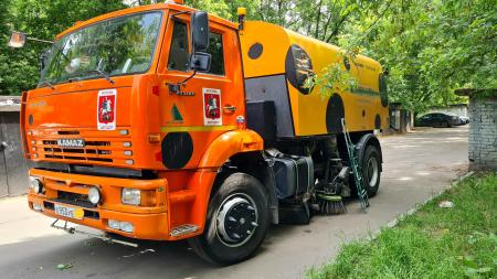 Вакуумные подметально-уборочные машины Bucher Citycat-2020XL