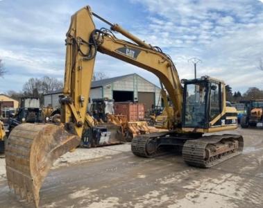 Аренда экскаватора гусеничного CAT 210