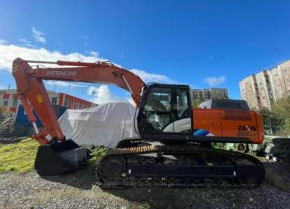 Экскаватор среднего класса Hitachi ZX300-5A