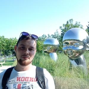Слесарь по ремонту автомобилей