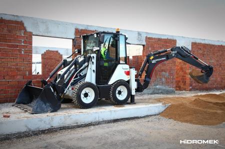 Экскаваторы-погрузчики Hidromek HMK 162 SS, Краснодар