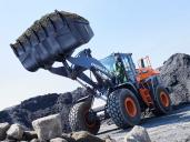 Фронтальные колесные погрузчики DOOSAN DL320A-7M, Красноярск