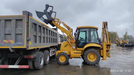 Экскаваторы-погрузчики WEHEAVY WLB468-II, г. Москва