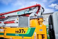 Автобетононасос XCMG HB37V на шасси ISUZU 6x4