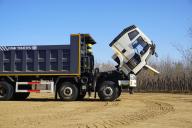 Самосвалы FAW J6P CA3310 8x4