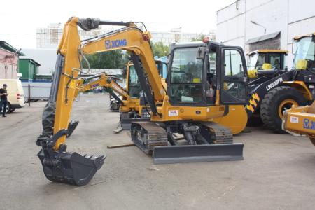 Гусеничные мини-экскаваторы XCMG XE55DA