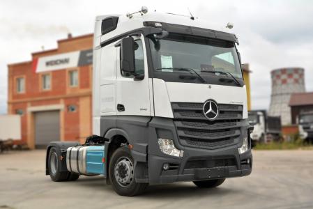 Tractor Mercedes Actor 4x2 BJ4186Y6AAL-A4
