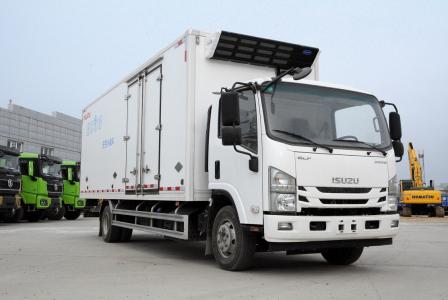 Авторефрижератор на шасси Isuzu 4×2