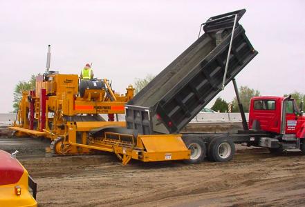 Гусеничный распределитель бетона Power Pavers PS-2700