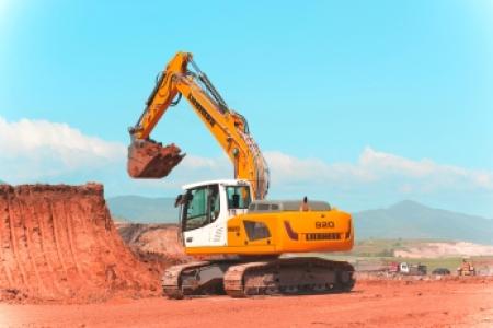 Гусеничный экскаватор Liebherr R920