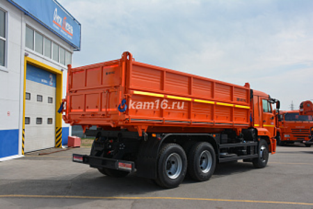 Самосвал КамАЗ