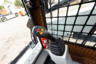 Мини-погрузчик колесный