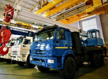 Автомобильный кран КС-45717К-3-58