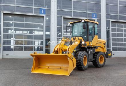 Погрузчик фронтальный колесный