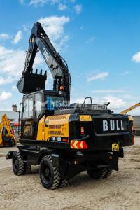 Экскаватор колесный