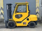 Вилочный погрузчик Komatsu FD30T-17