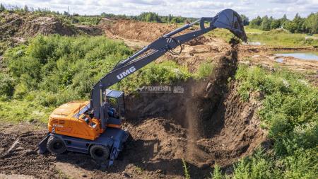 Экскаватор колесный