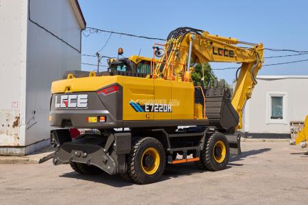 Экскаватор колесный