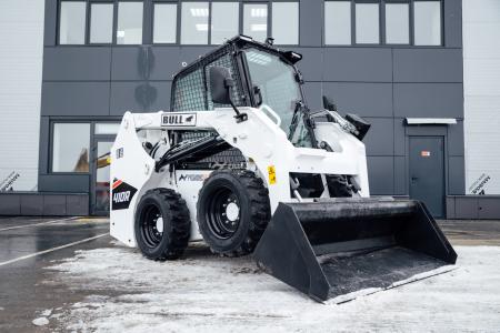 Мини-погрузчик колесный