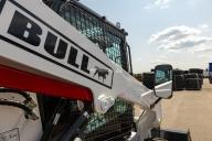 Мини-погрузчик колесный