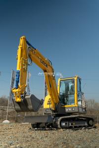 Мини-экскаватор гусеничный