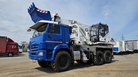 Экскаватор-планировщик УДС-4321-5 "СТАРАТЕЛЬ" на шасси КАМАЗ-43118